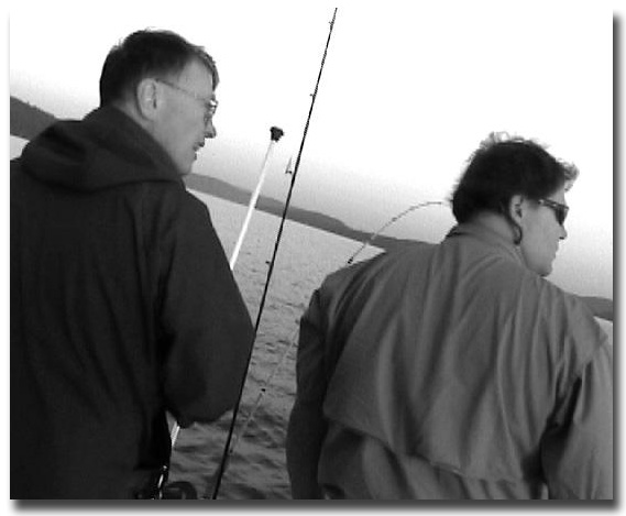 Alan & the author discussing fishing techniques.