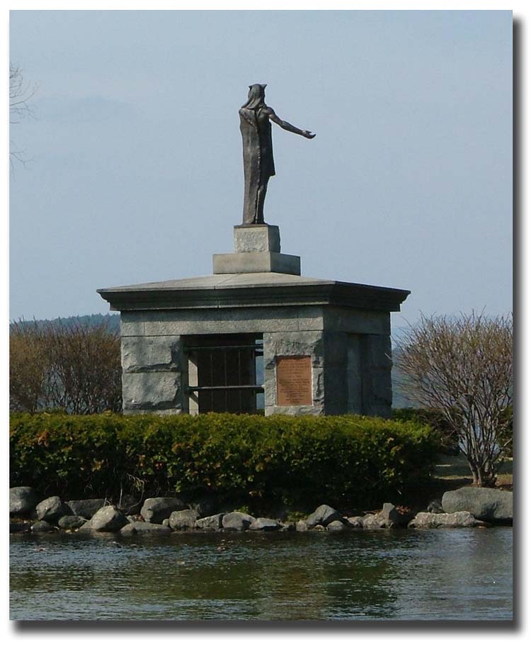 Weirs Beach - Endicott Rock